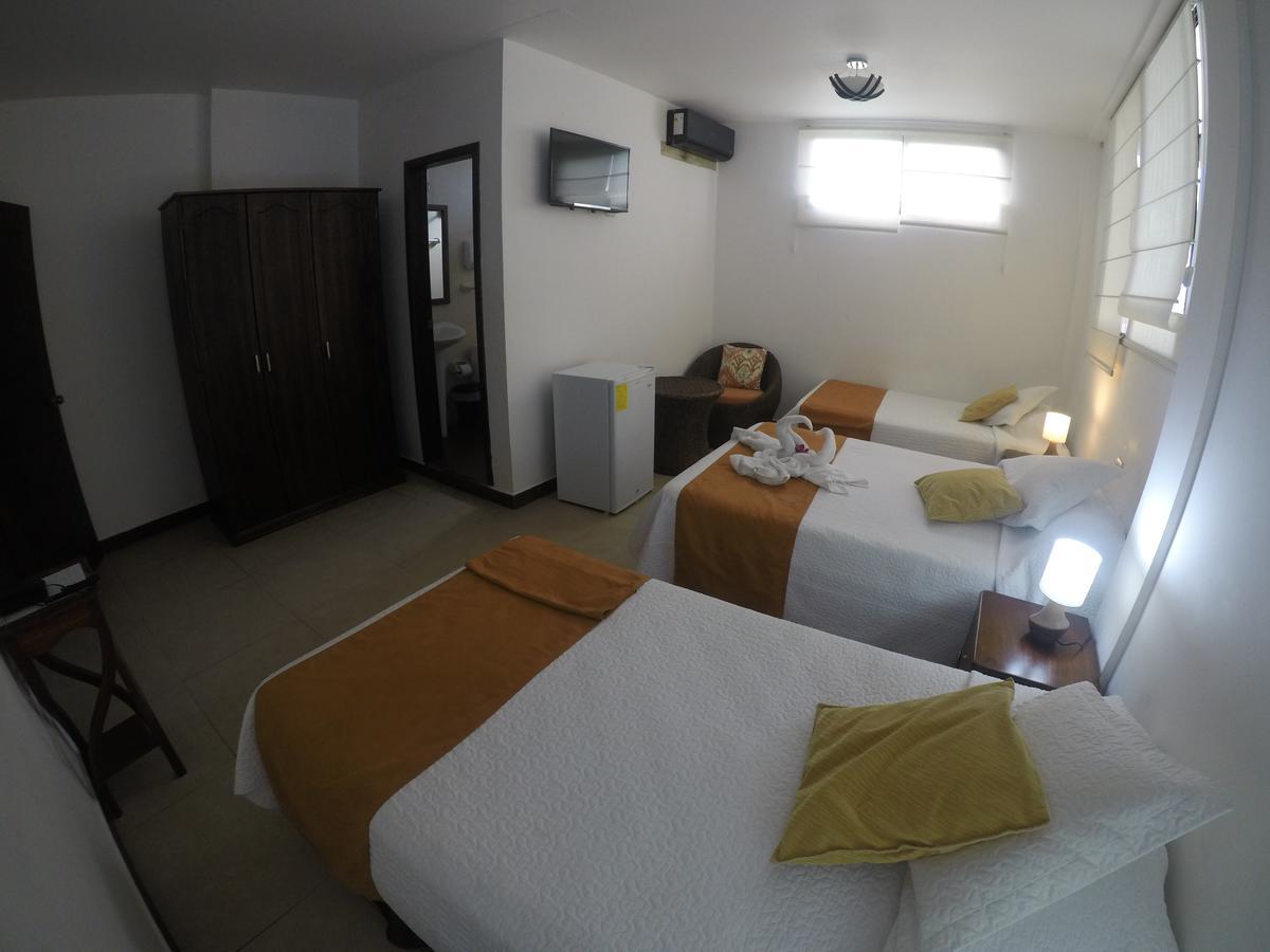 Hostal Costa Del Pacifico Puerto Ayora  Eksteriør bilde