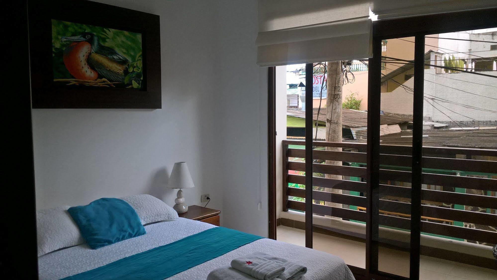 Hostal Costa Del Pacifico Puerto Ayora  Eksteriør bilde