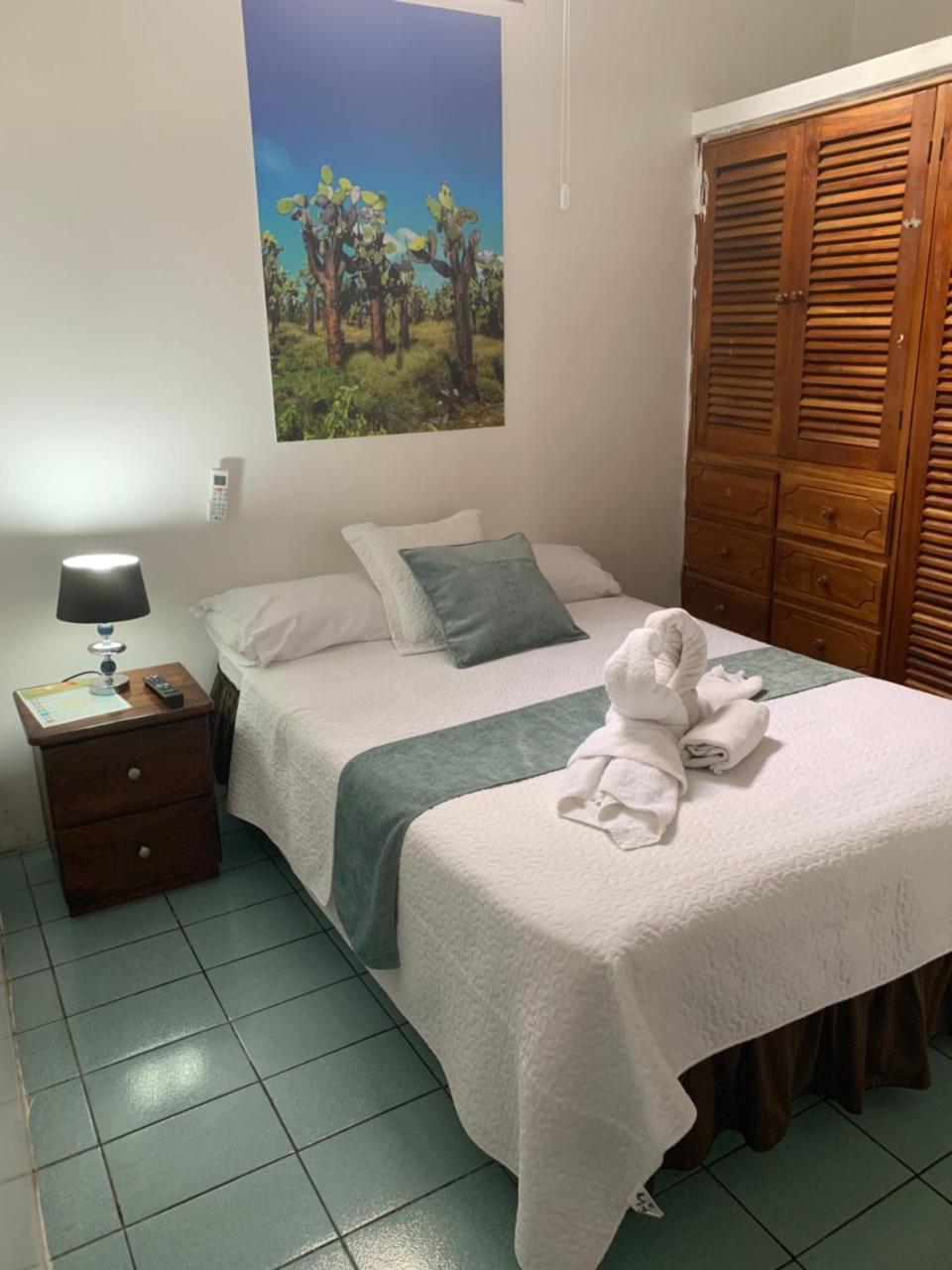 Hostal Costa Del Pacifico Puerto Ayora  Eksteriør bilde